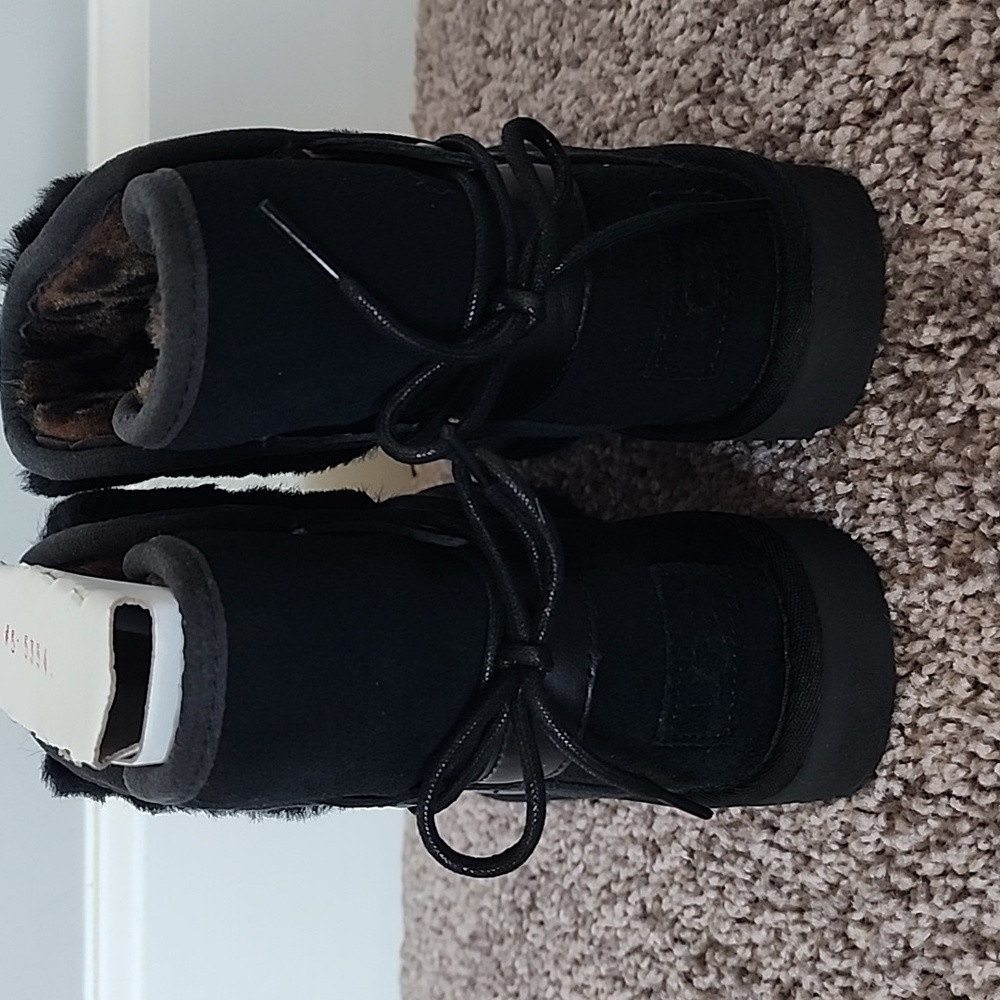 UGG black short classic boot leopard lining bow in back-5 - Picture 8 of 13